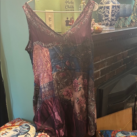 Colorful Patchwork Print Top - Picture 2 of 2